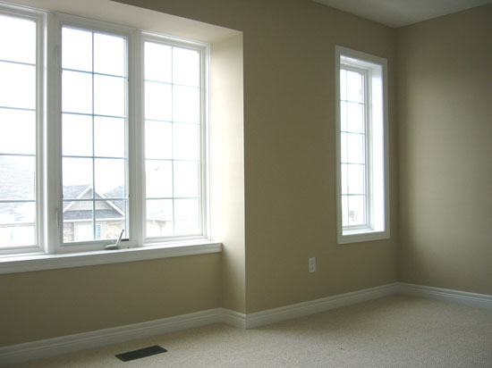  ONLY 1095/mo. AFTER RENT CREDITS!! RENT TO OWN! ONLY 3 YRS NEW!