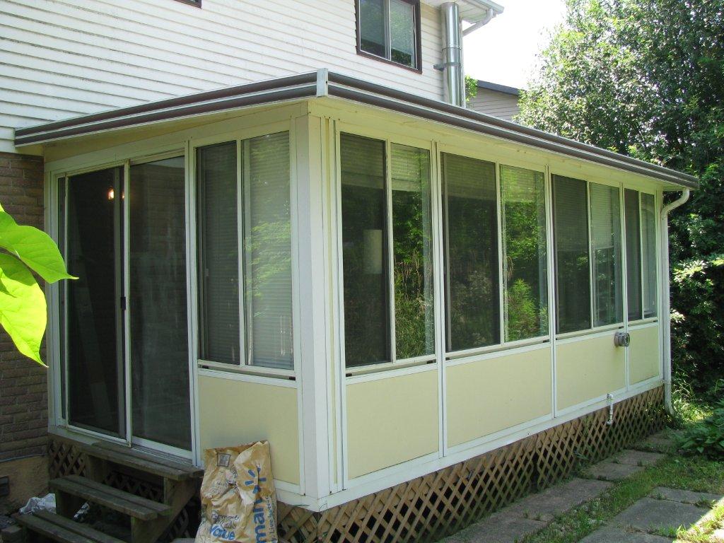 Rent To Own 3 + 1 Bedroom Home!!